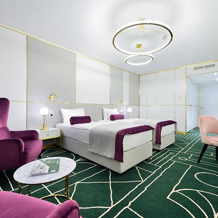 Hotel Ferreus Modern Art Deco Krakow Exterior photo Deluxe room