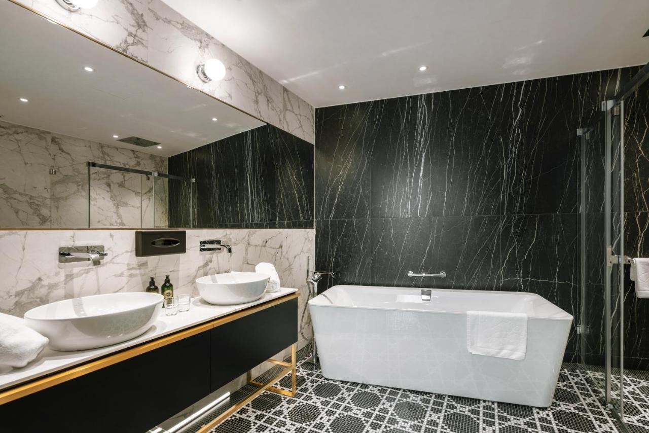 Hotel Ferreus Modern Art Deco Krakow Exterior photo Bathroom