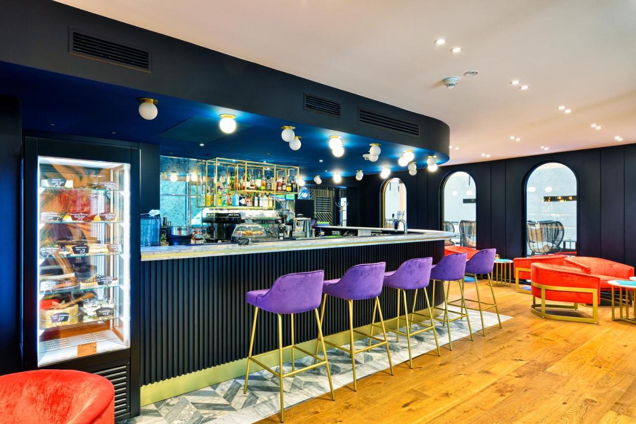 Hotel Ferreus Modern Art Deco Krakow Exterior photo The bar at the 2018 London Design Festival