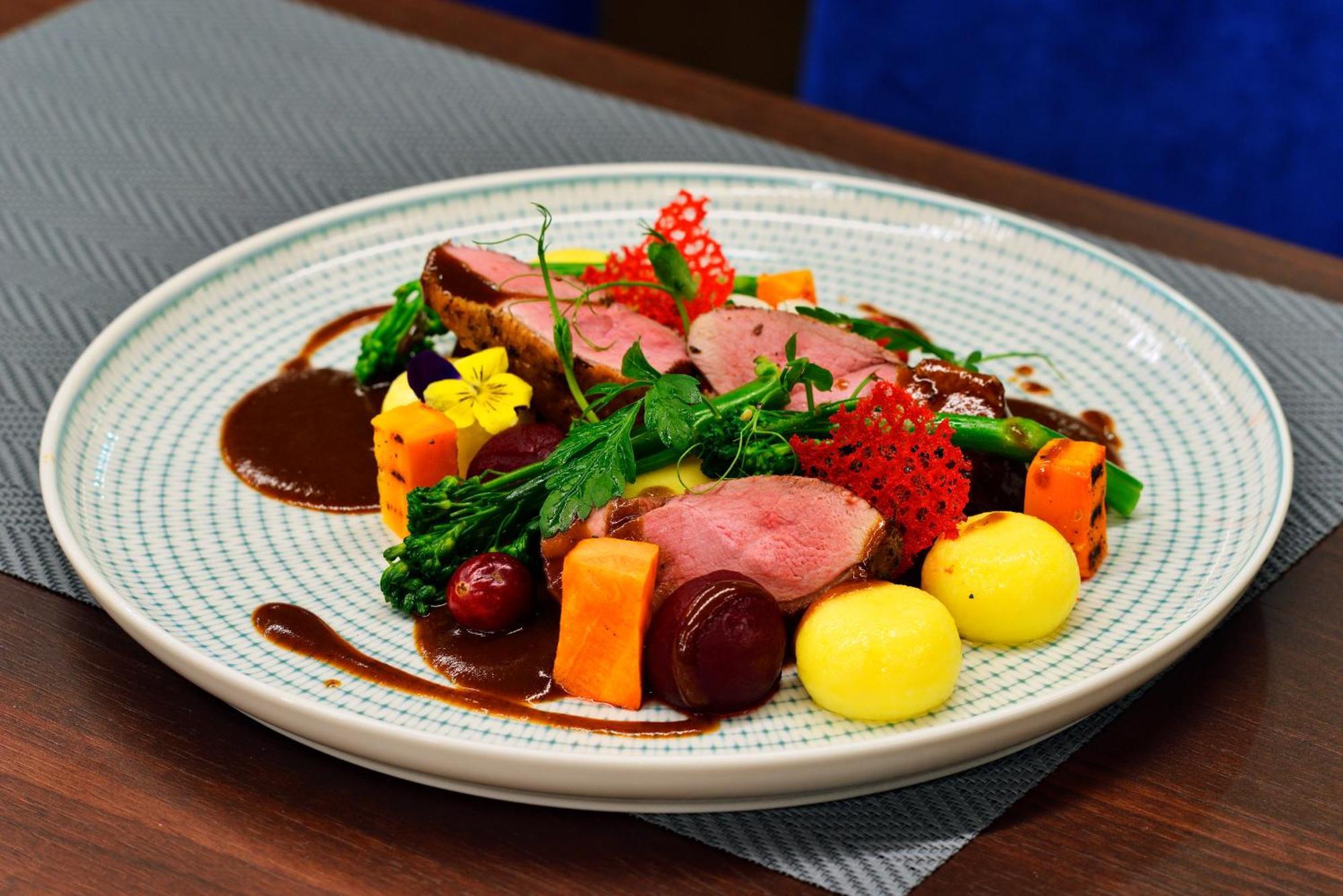 Hotel Ferreus Modern Art Deco Krakow Exterior photo A duck dish prepared by a student of the Culinary Institute of America